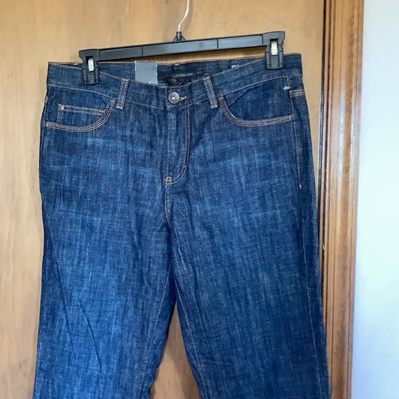 Calvin Klein flare jean sits at waist regular fit flare leg size 31 12 - Picture 5 of 17